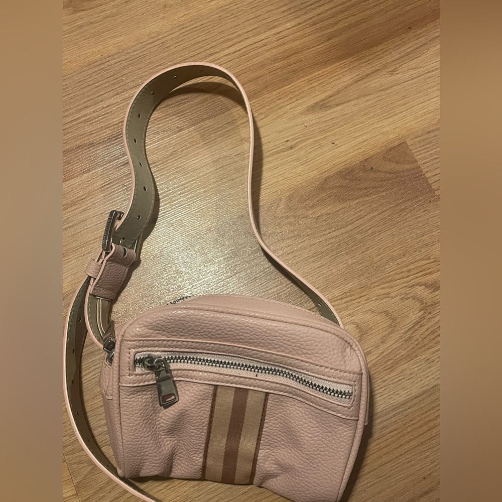 Fanny pack